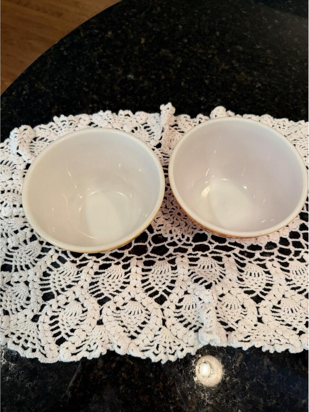 Set Of 2 Pyrex Autumn Harvest Bowls 4013 Cups Orange - Picture 3 of 11